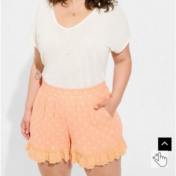 Torrid Peach Ruffle Hem Shorts - Picture 2 of 12